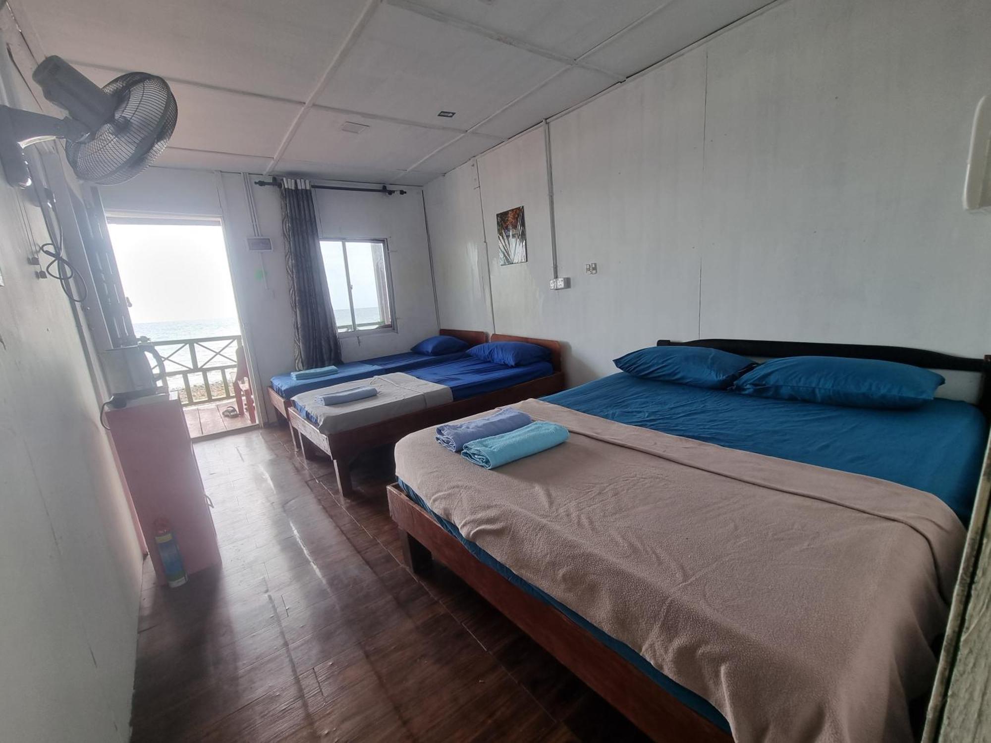 Mukut Seaview Ξενοδοχείο Kampong Mukut Δωμάτιο φωτογραφία